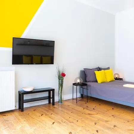 Apartment Cosy And Stylish In Neukolln