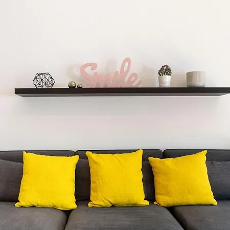 Cosy And Stylish In Neukolln