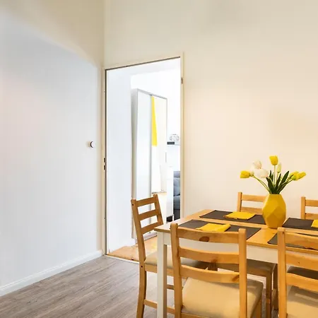 Cosy And Stylish In Neukolln Berlin