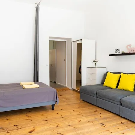 Apartment Cosy And Stylish In Neukolln Berlin